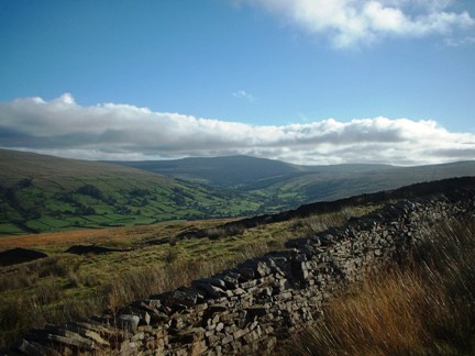 Dentdale and Great Knoutberry Hill from Occupation Road