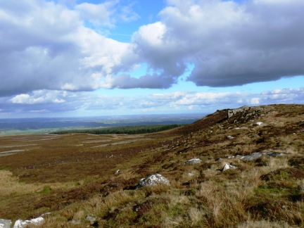Looking back to Elsey Crag and the Fryingpan Stone