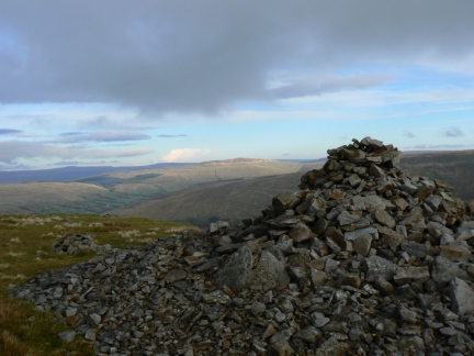 The large cairn on Gatty Pike
