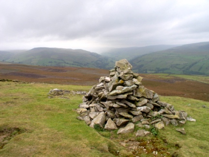 The cairn on Green Hill Ends