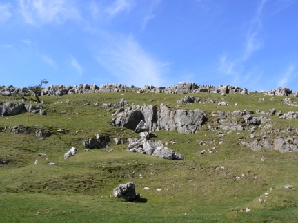 The broken limestone of Horton Scar