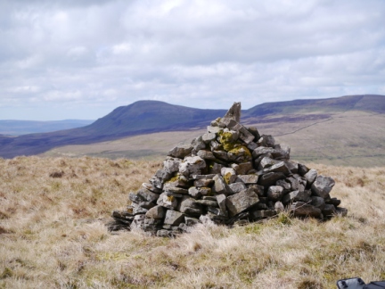The large cairn on the top of Horse Head