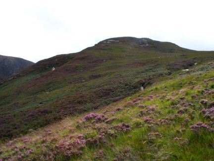 Approaching Meall nan Leac Sleamhuinn