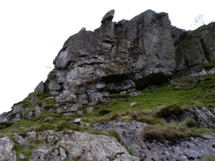Looking up to the Hanging Stone