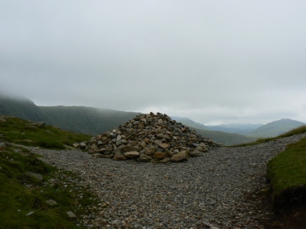 The cairn marking the top of Swirl Hause